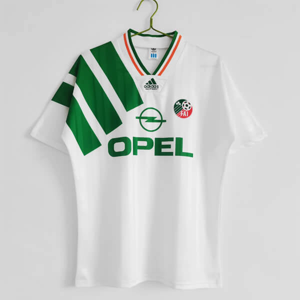 1992 Ireland away jersey