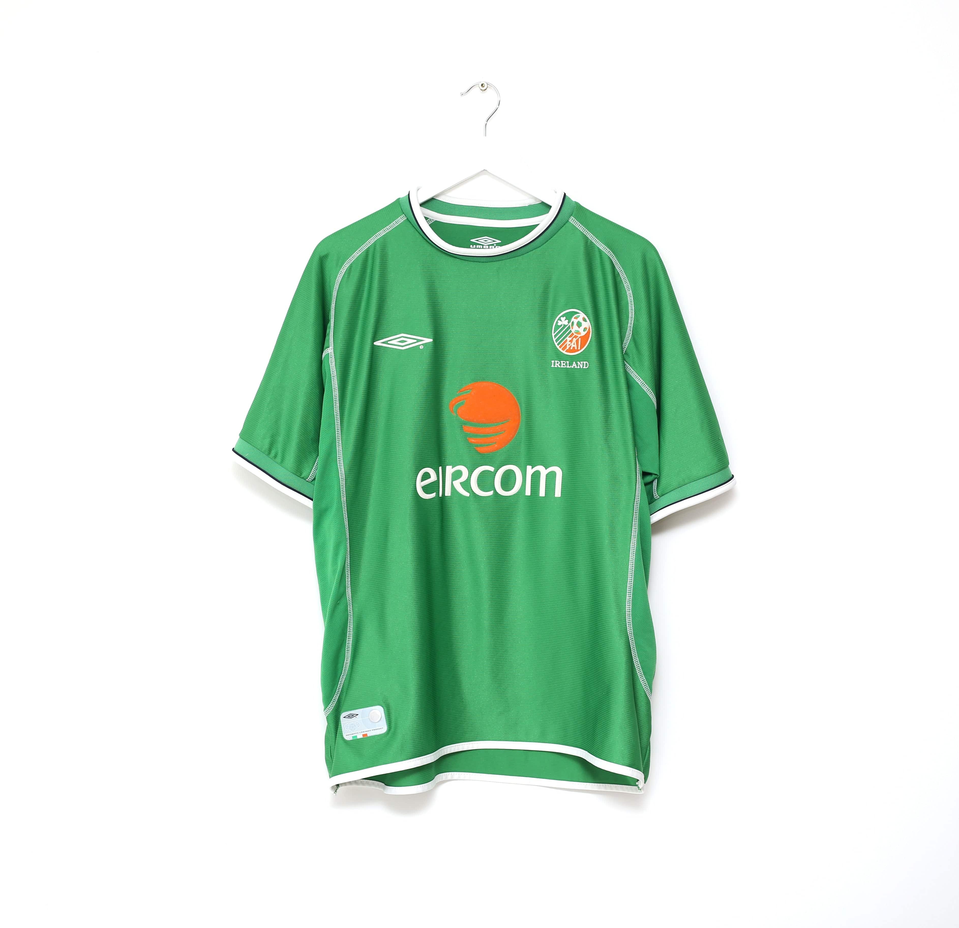 2002 Ireland home jersey